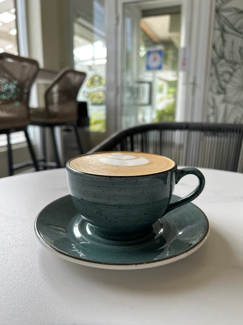 The Daily Grind Coffee Shop photo 4