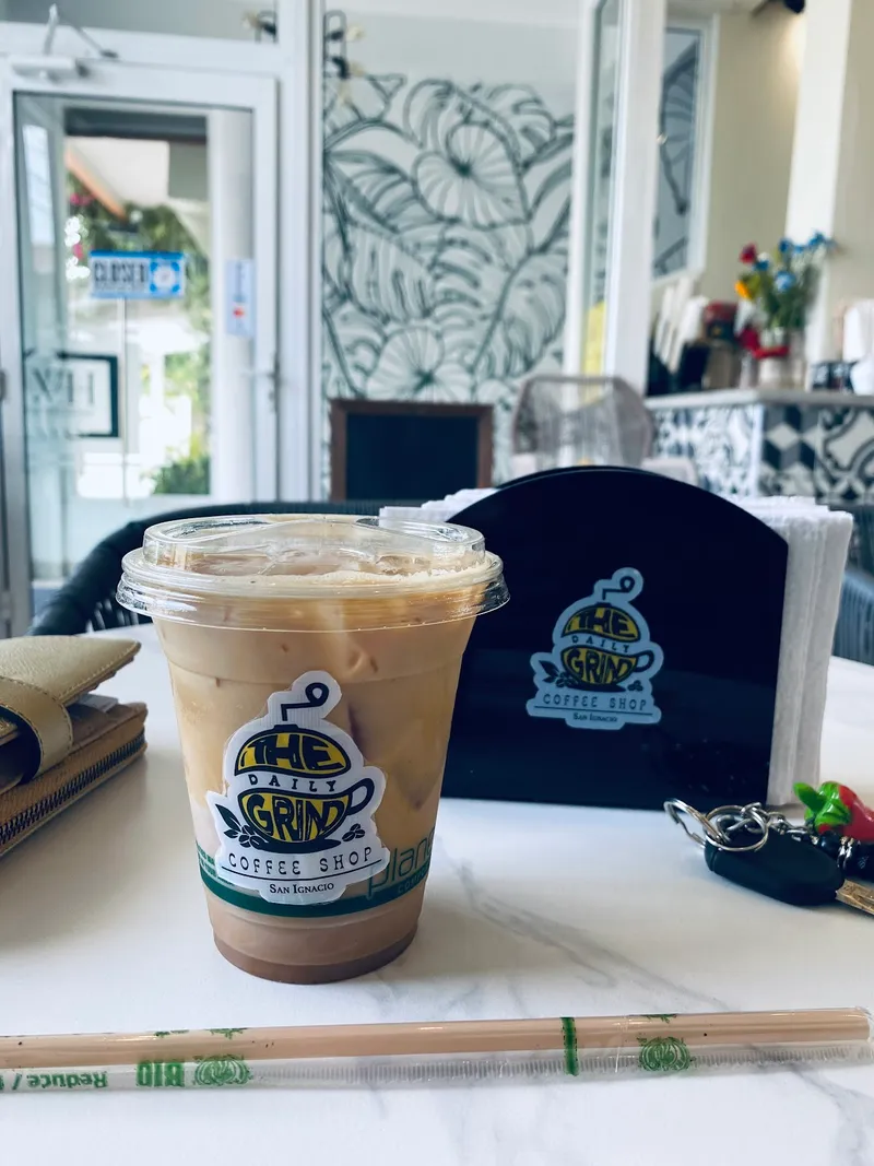 The Daily Grind Coffee Shop photo 3