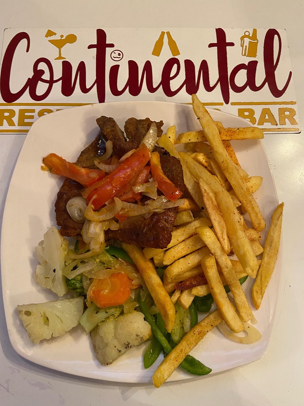 Continental Restaurant and Bar photo 6