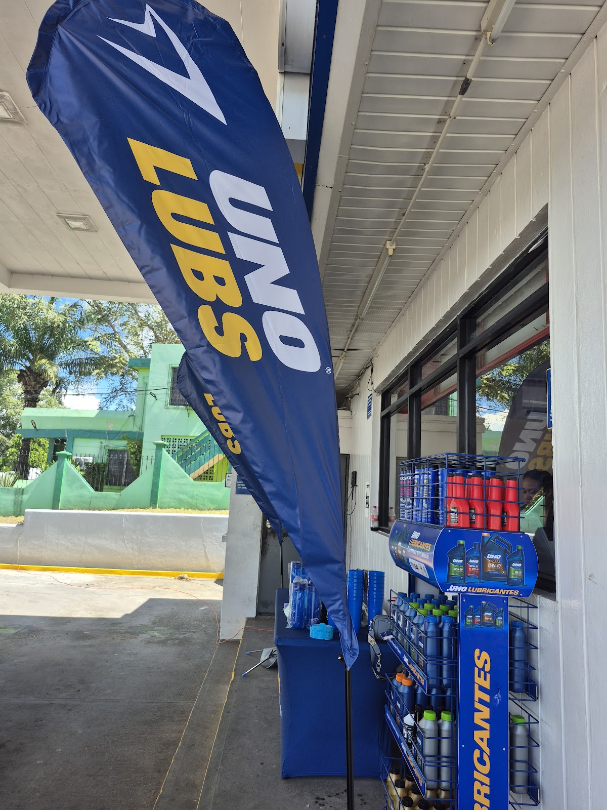 Uno Service Station photo 4