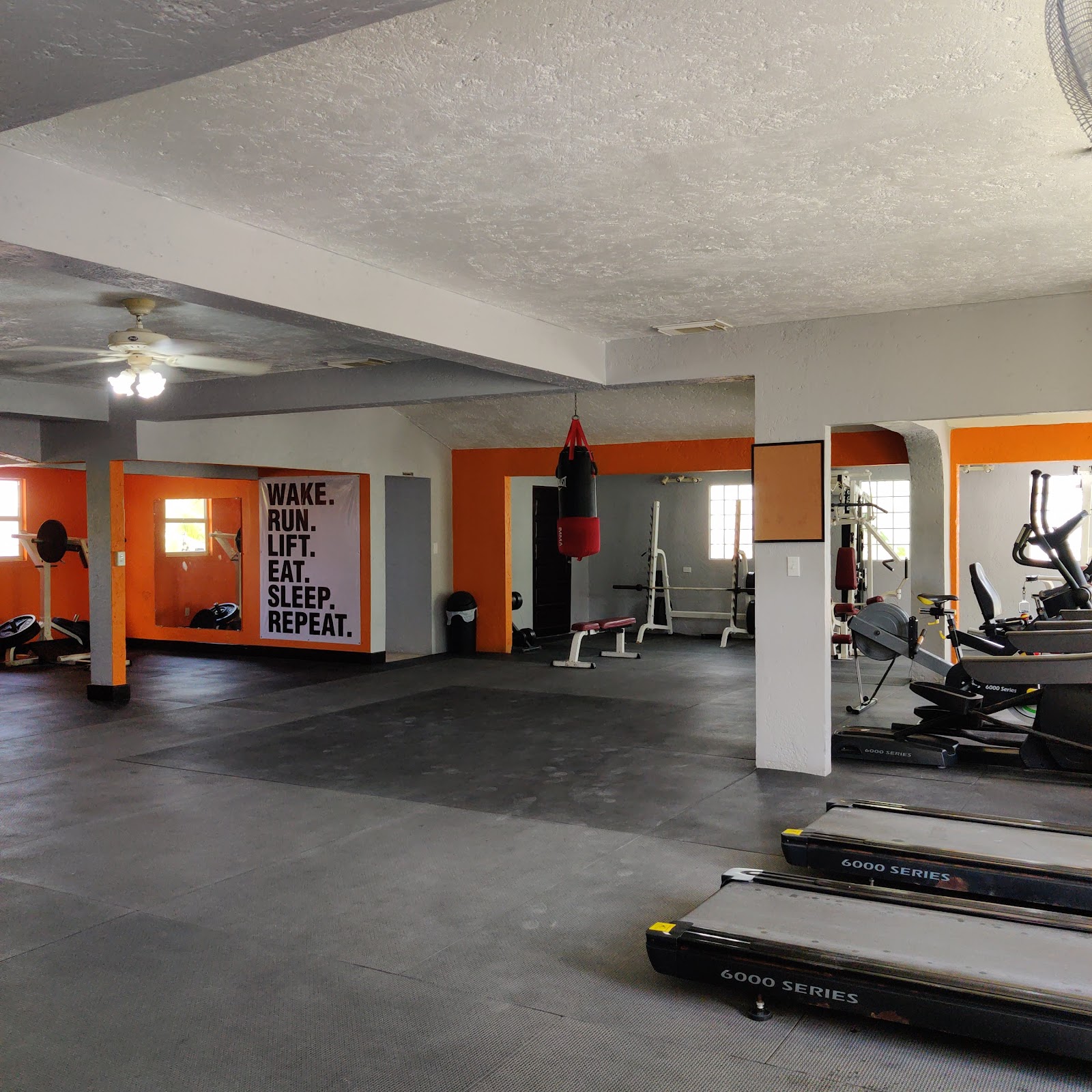 San Pedro Tennis & Fitness Club photo 2