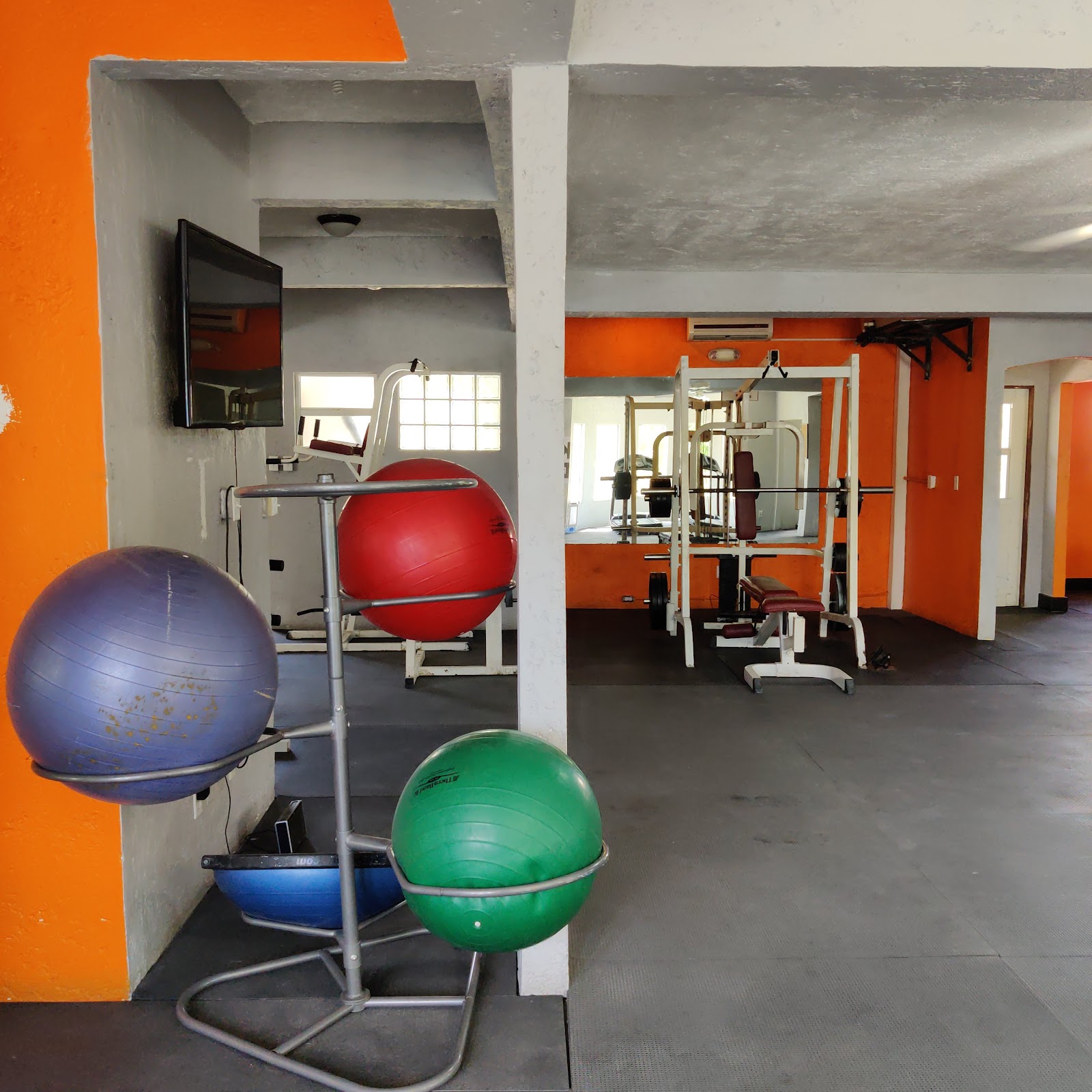 San Pedro Tennis & Fitness Club photo 6