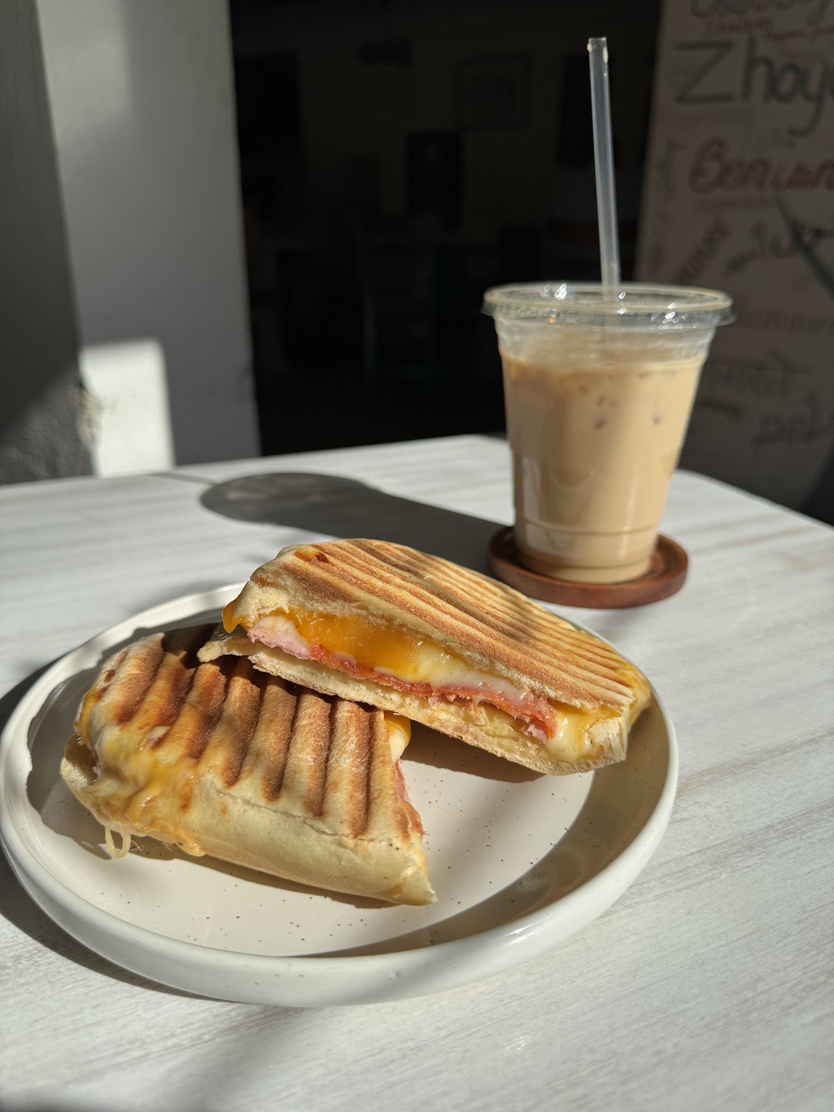 Lavish Habit Café photo 8