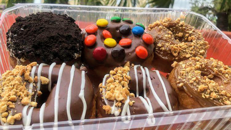 Dotbox Donut photo 7