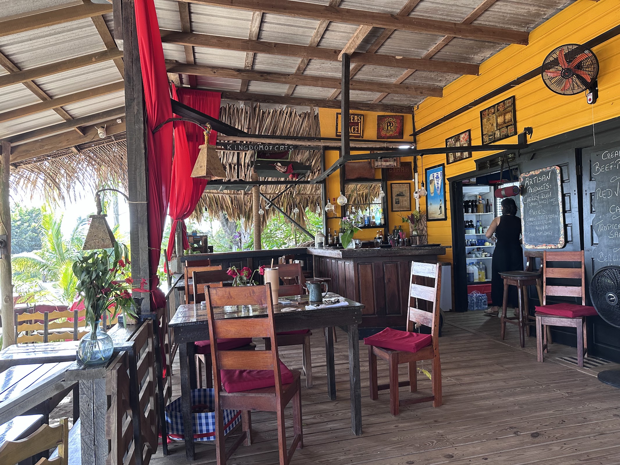 Peer's Place Restaurant and Bar photo 5