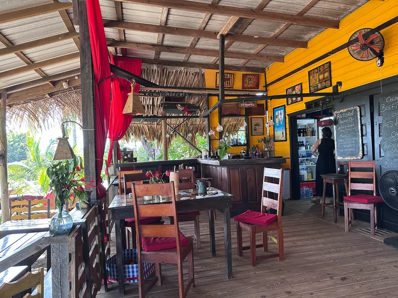 Peer's Place Restaurant and Bar photo 5
