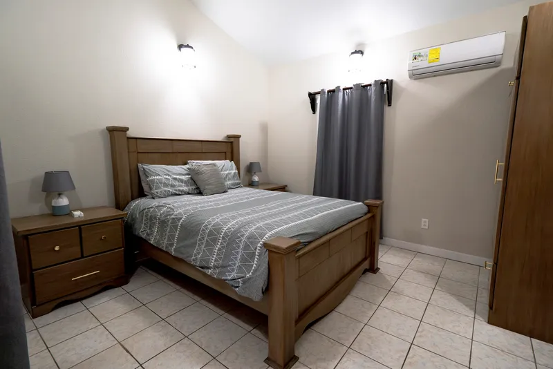 Oakridge Apartment photo 4