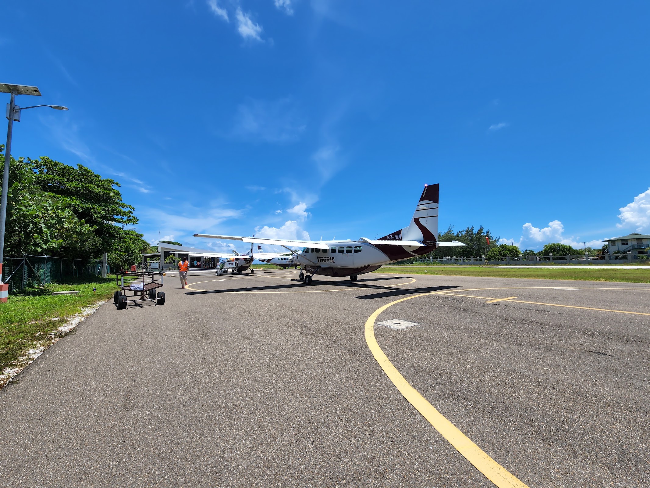 Caye Caulker Taxi Service photo 4