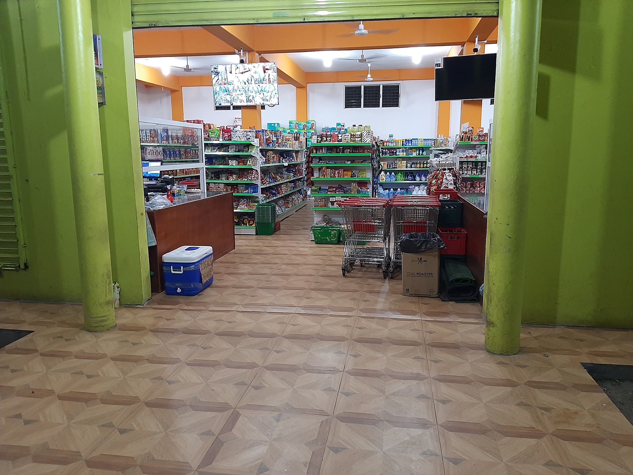 Ba Shen Lun Super Market photo 4