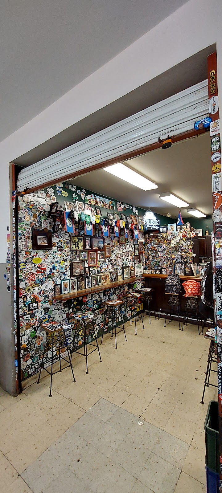Jet's Bar photo 3