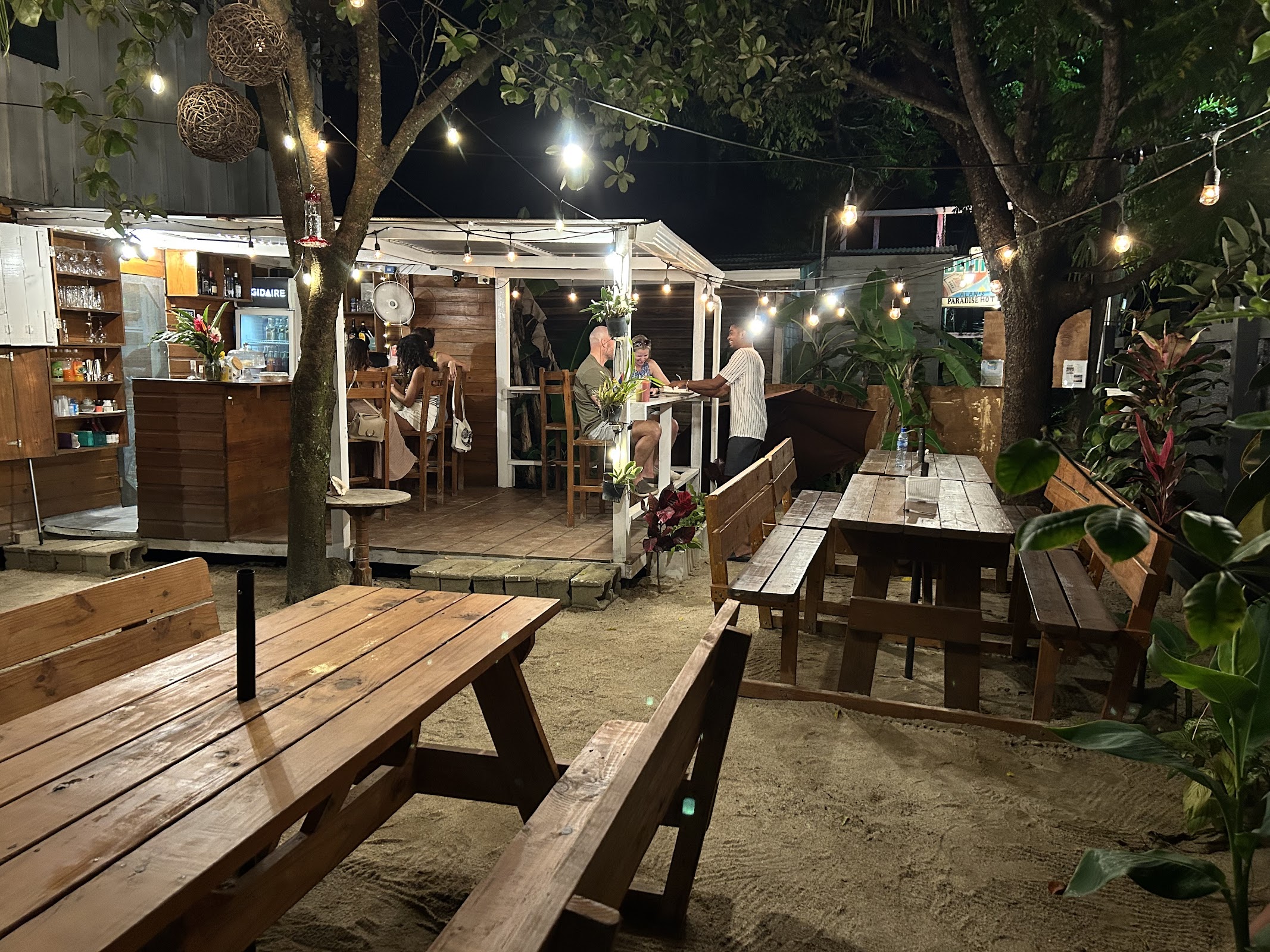 Sunset Sweet Stop Restaurant & Bar photo 3