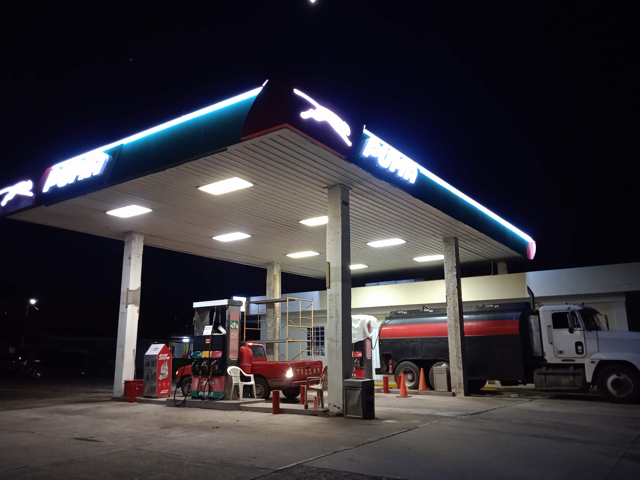 PUMA Chuc's Service Station
