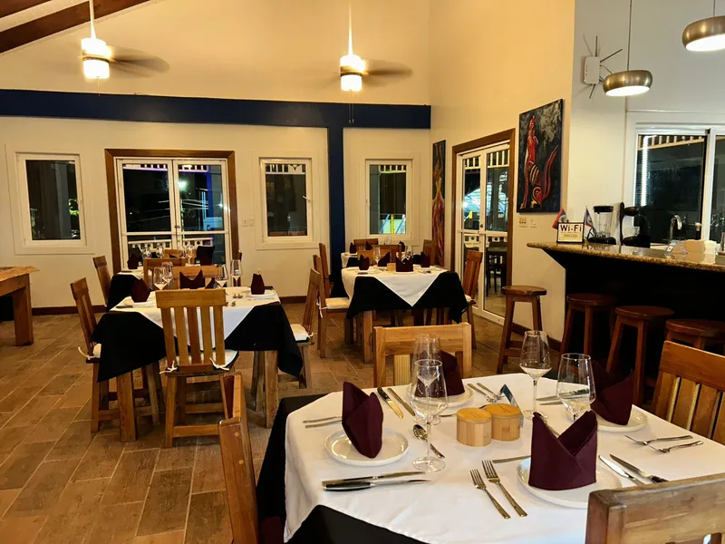Sterling's Steak House At Brisa Oceano Resort