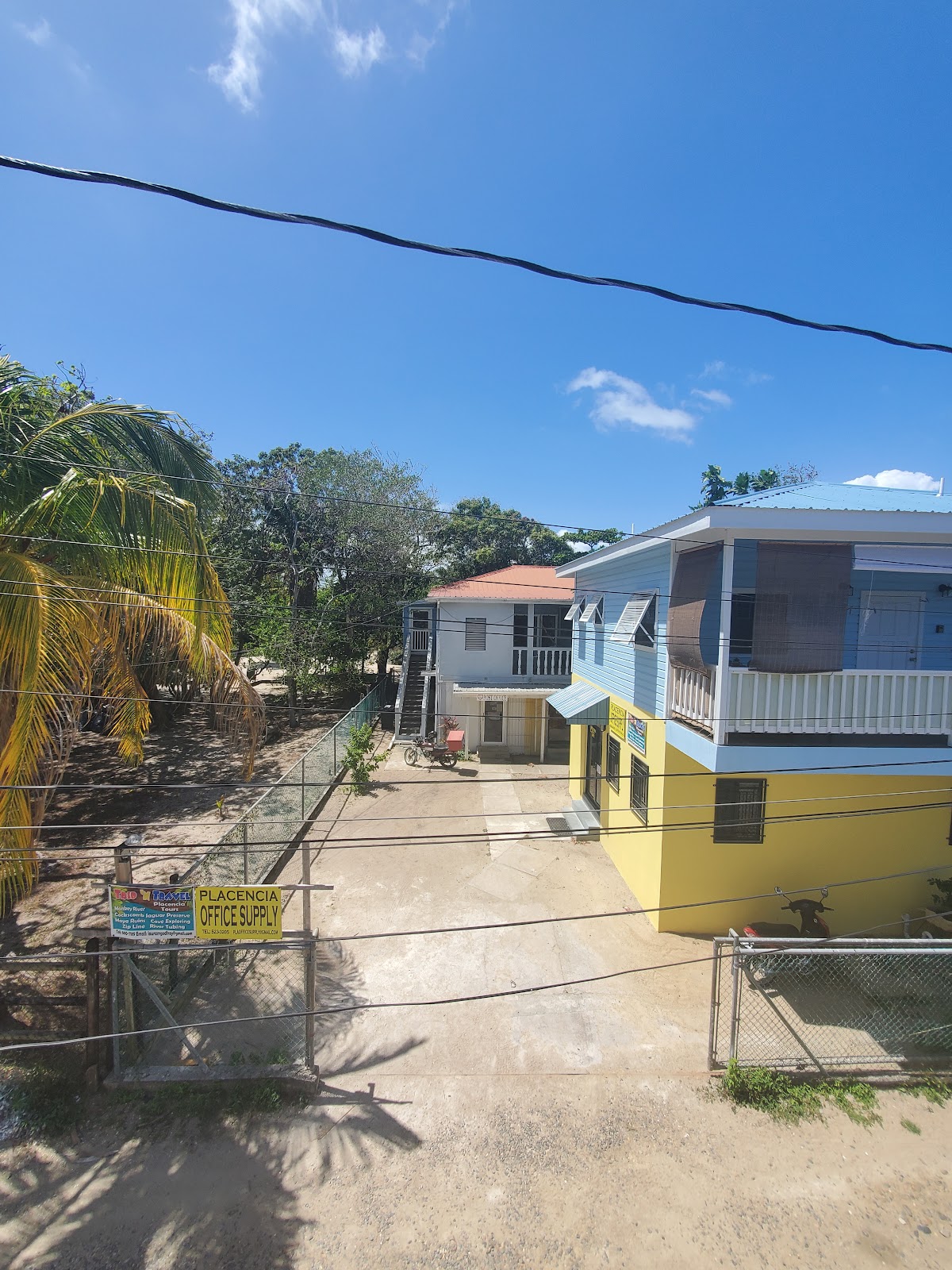 Laura's Lookout Ltd Placencia photo 7