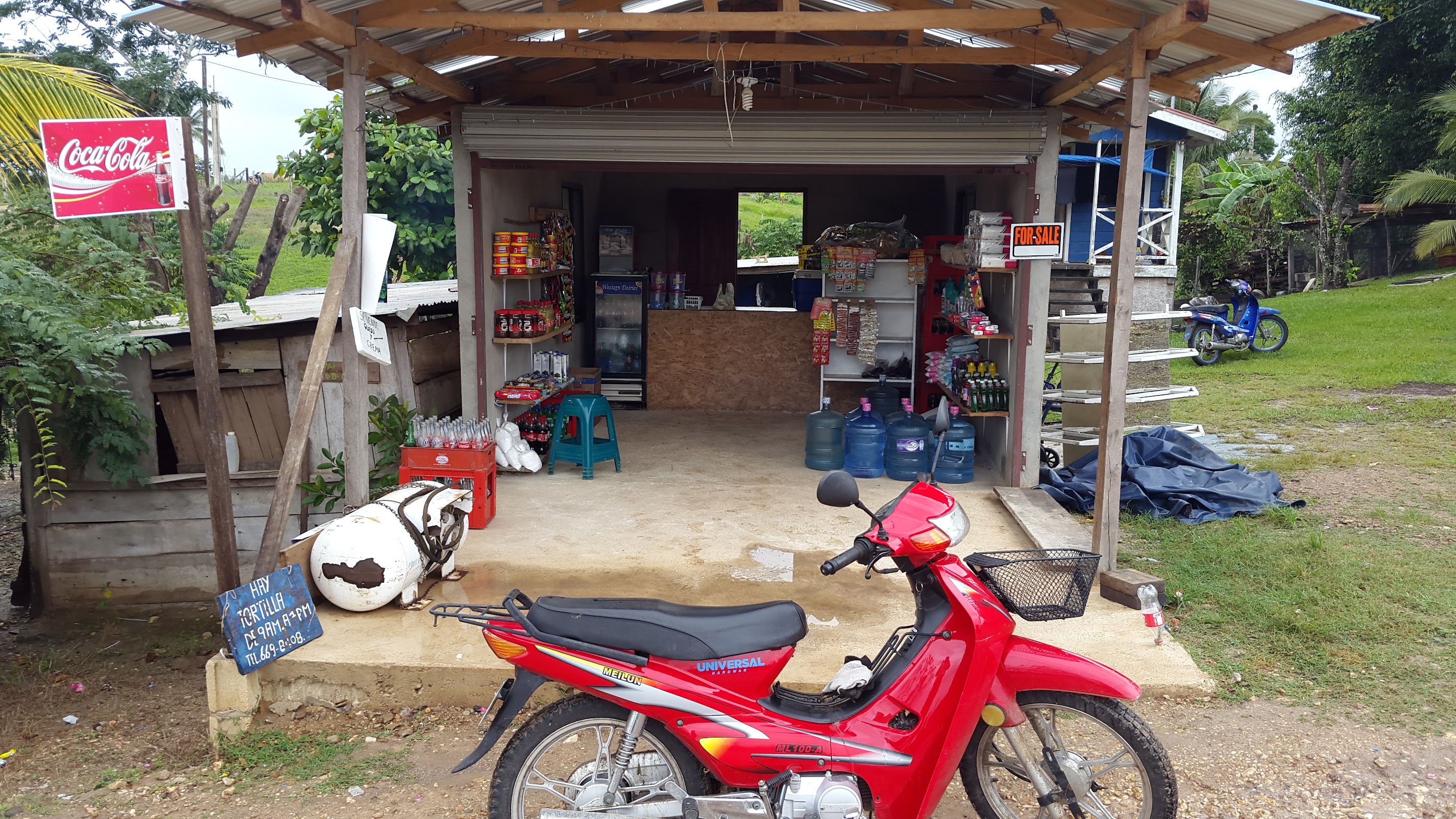 Mary & Valdo Alvarado Tortilla Shop