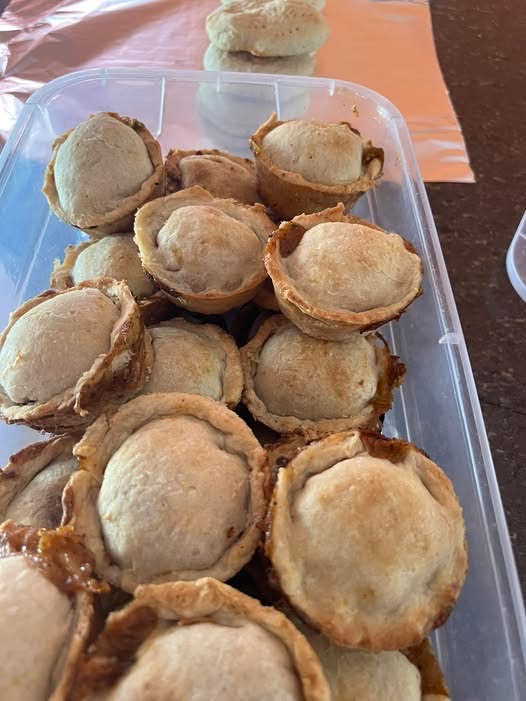 Melys meat pies photo 7