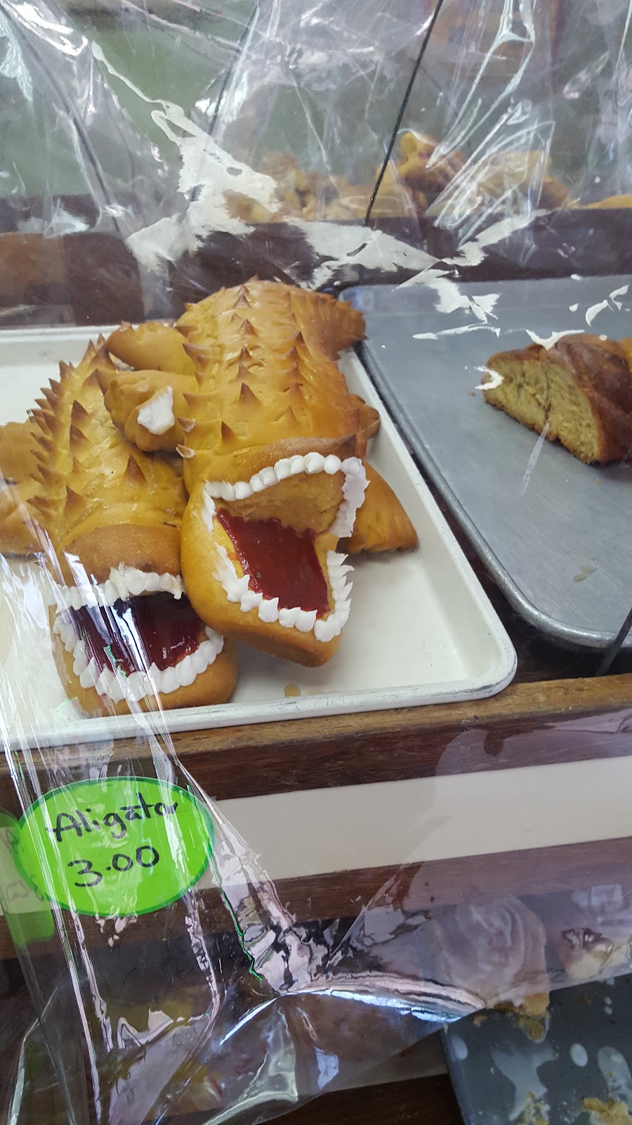 La Popular Bakery photo 2