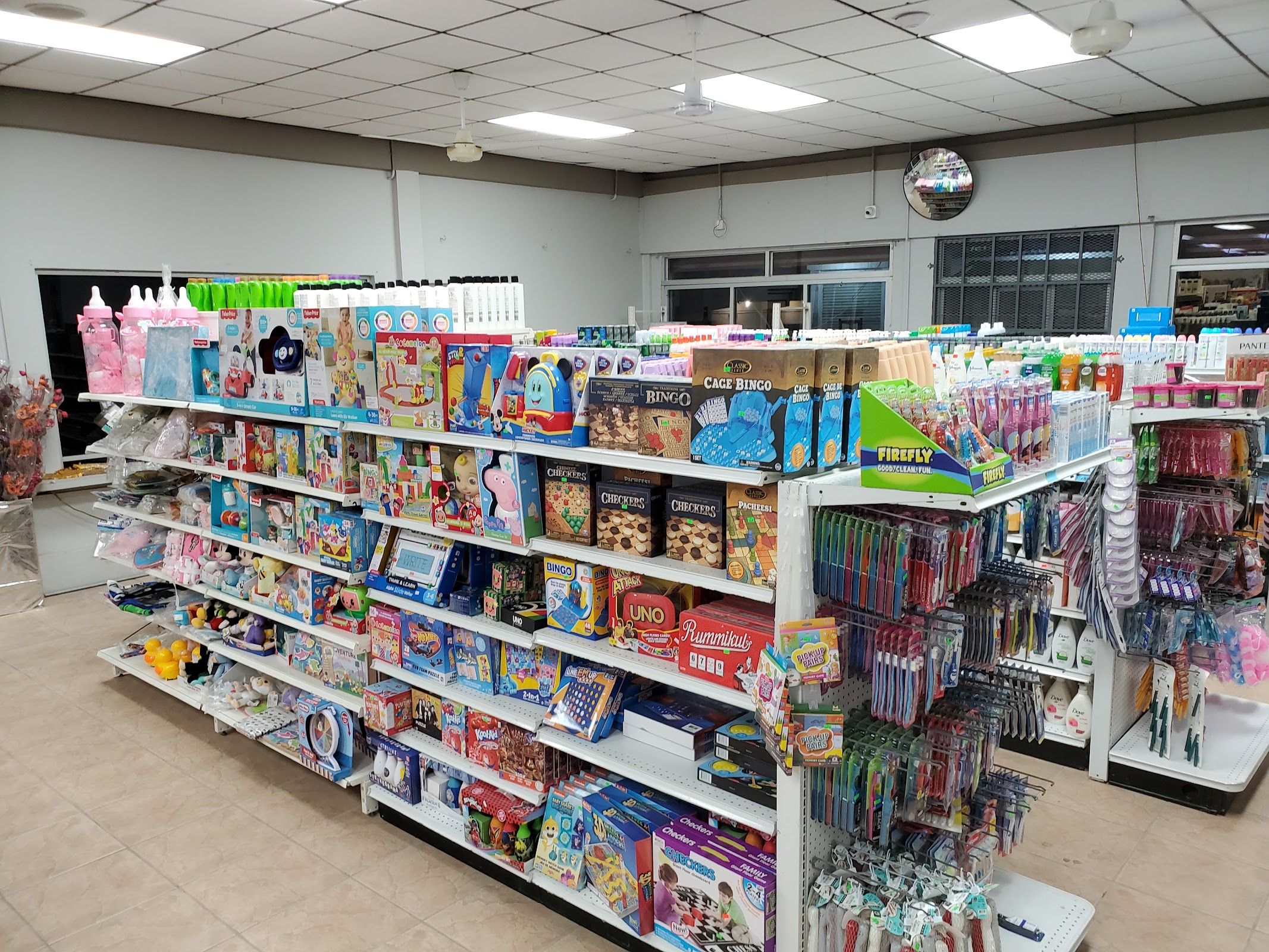 People's Store photo 4