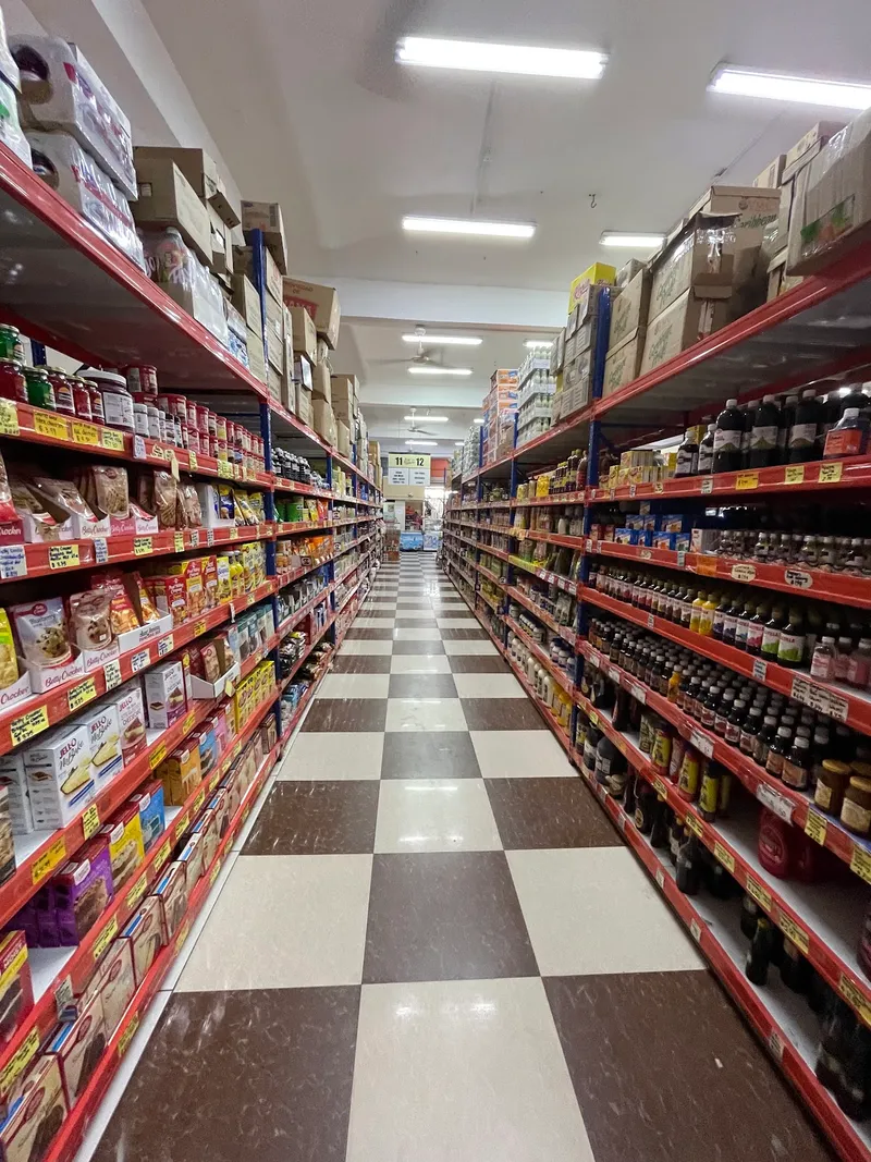 J & W Shopping Mart photo 2