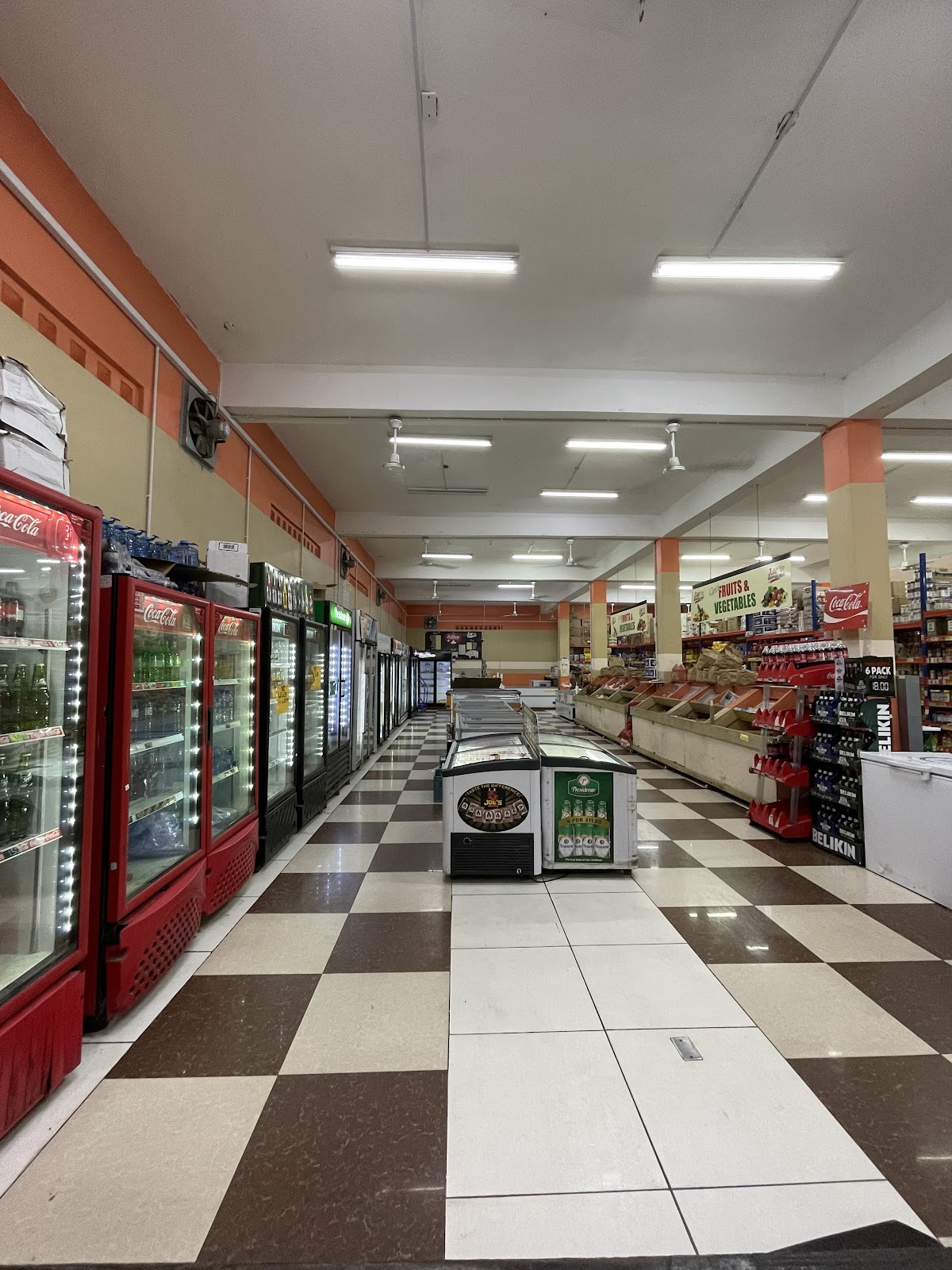 J & W Shopping Mart photo 5