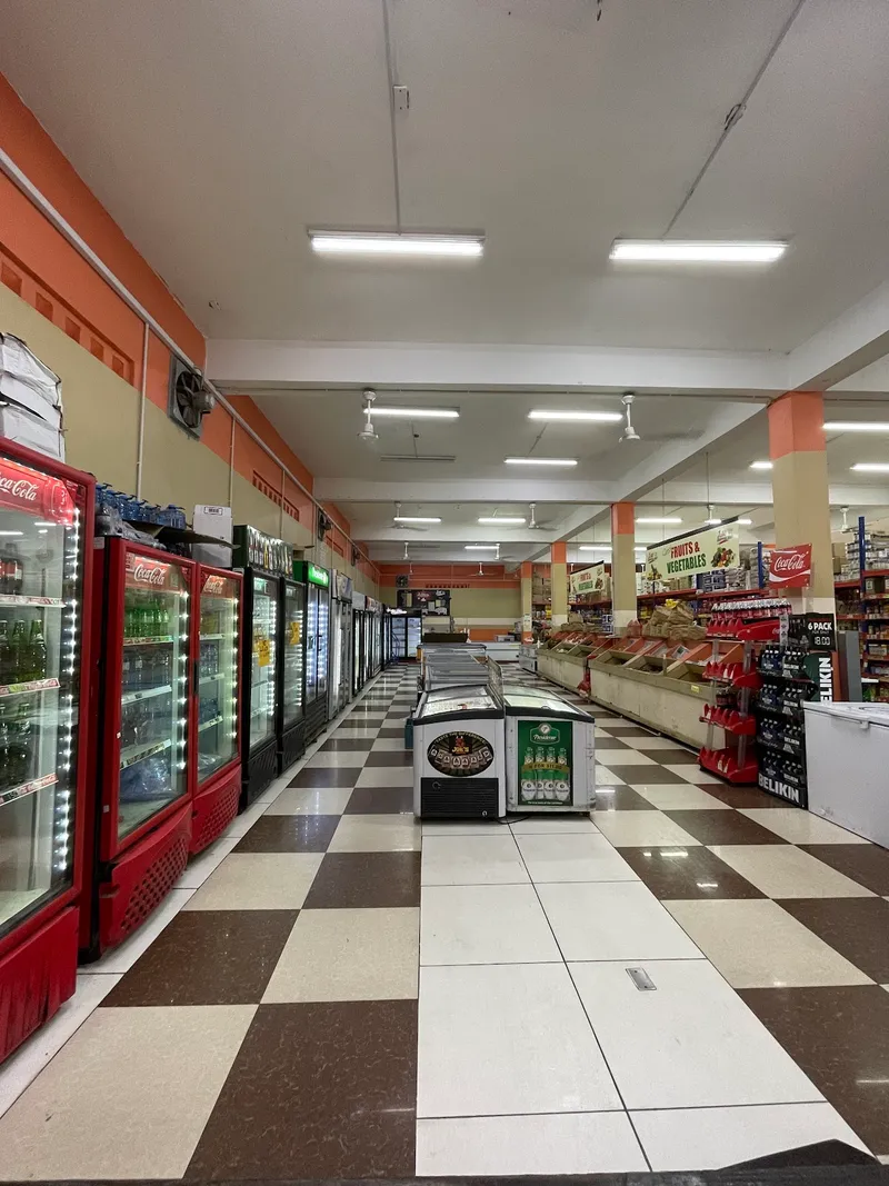 J & W Shopping Mart photo 5