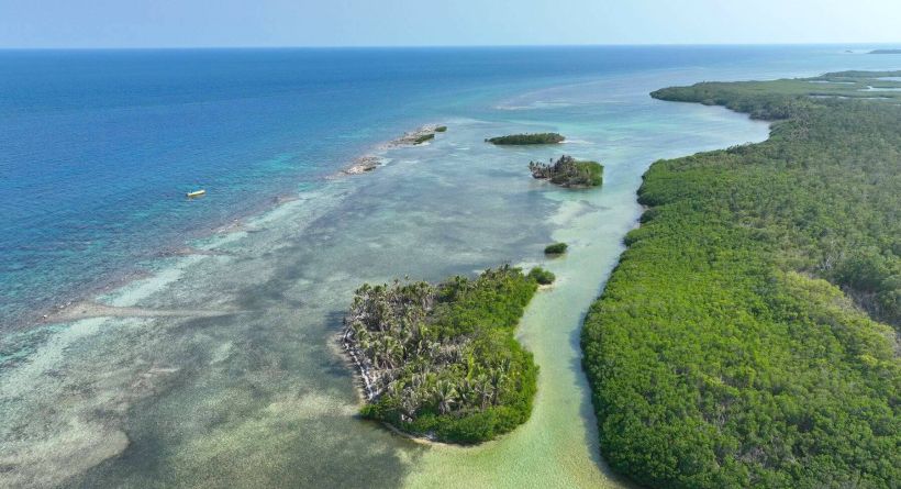 3 Private Islands SE of Turneffe - Dead Man's Caye (TOGETHER OR SEPARATELY)
