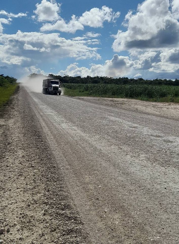 Title 24.32 farm land, Farmers express Road. Cayo District.