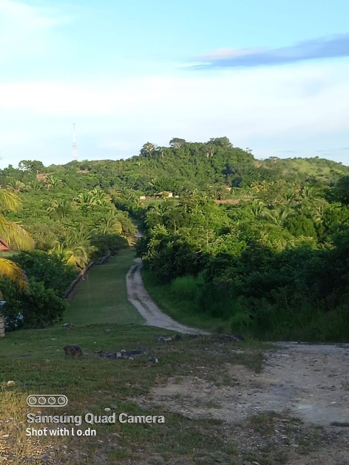 3.5 acres on Taiwanese Rd, Belmopan, Belize