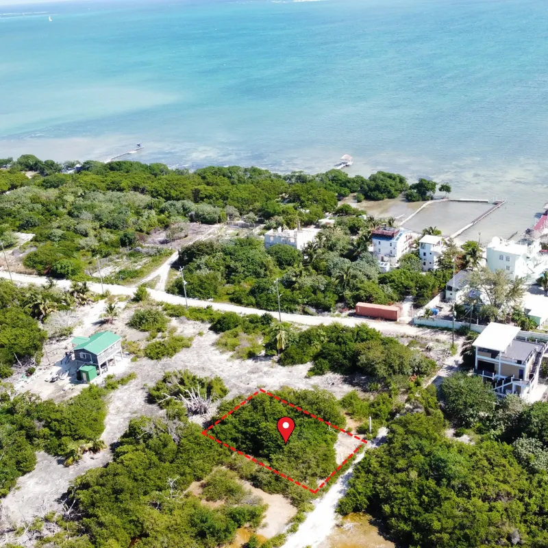 NORTHSIDE LOT, 2 Lots from Main Road, Caye Caulker