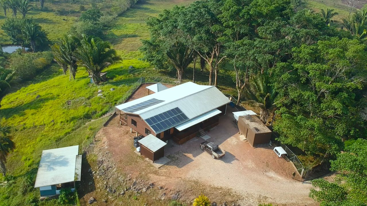 3 bed 2 bath home & farm