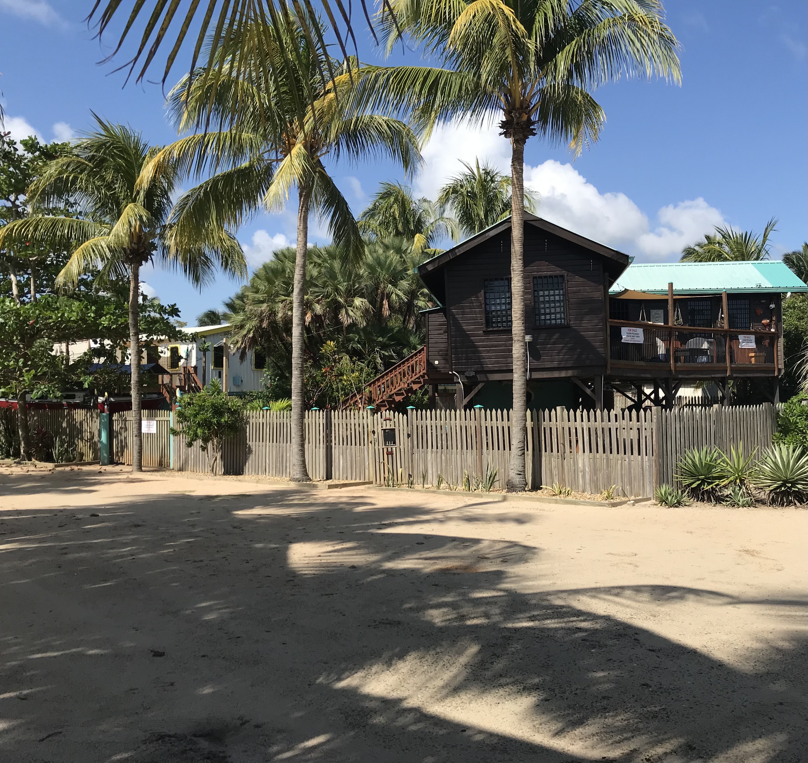 House and separate Casita