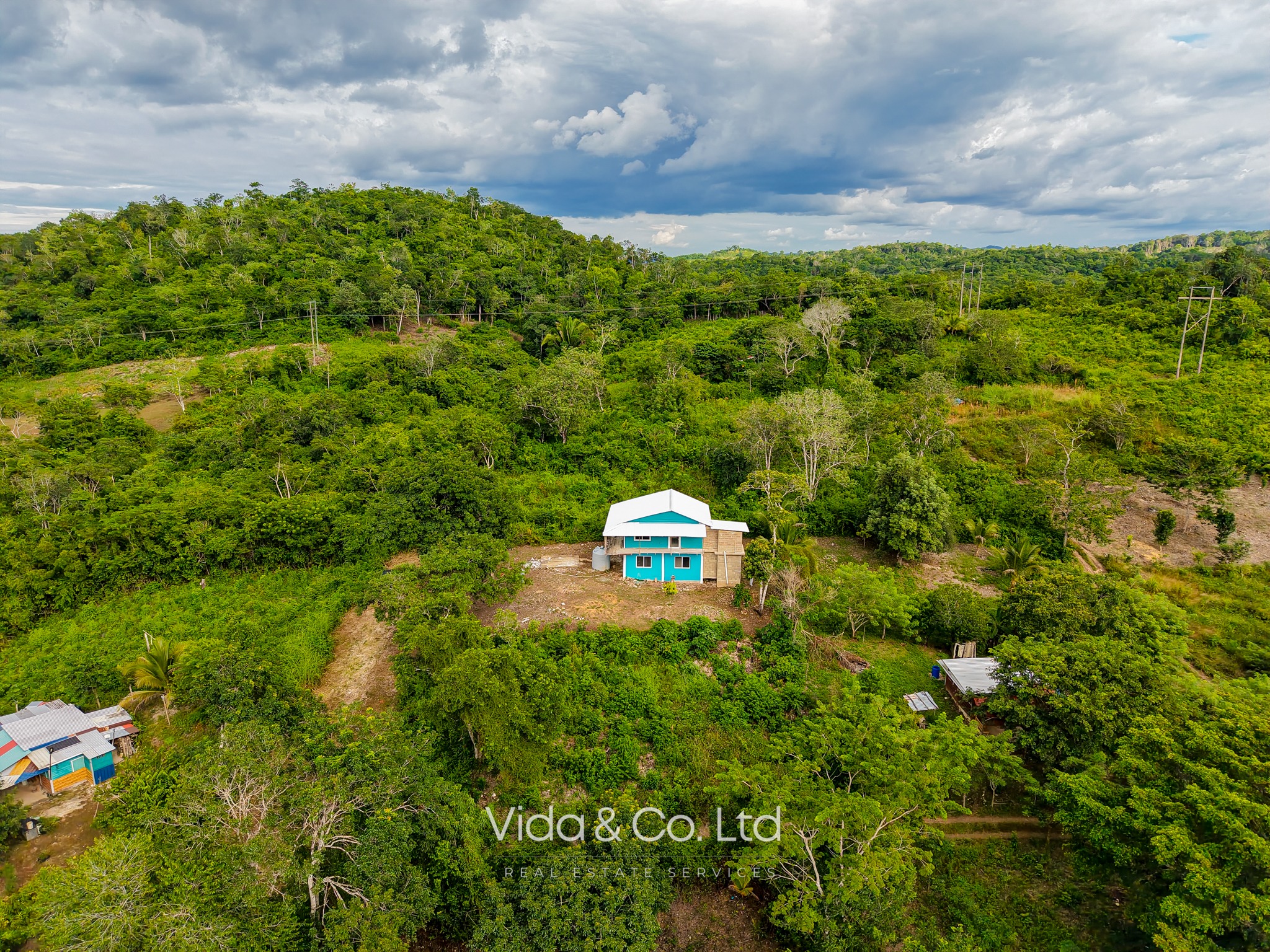 Home for sale with Xunantunich Views in San Jose Succotz, Belize