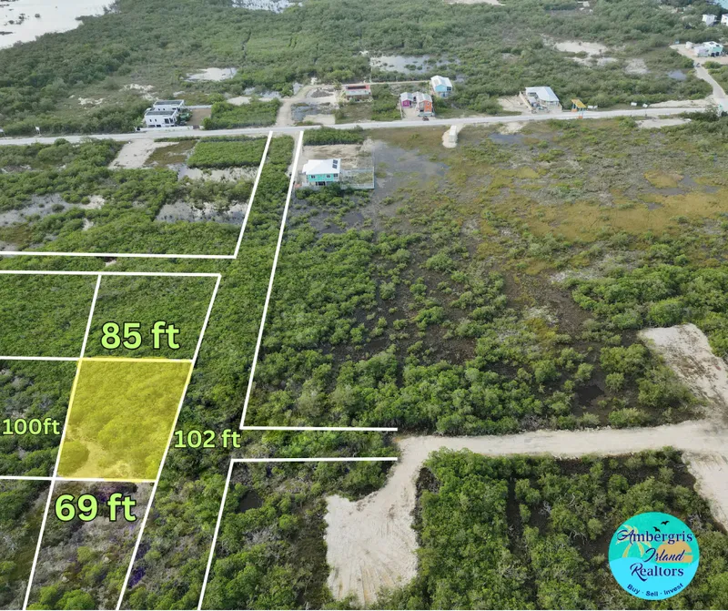 Ambergris Bay Secret Beach lot