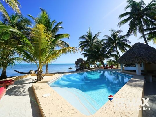 I1523 - Beachfront Investment Property on Ambergris Caye - Belize