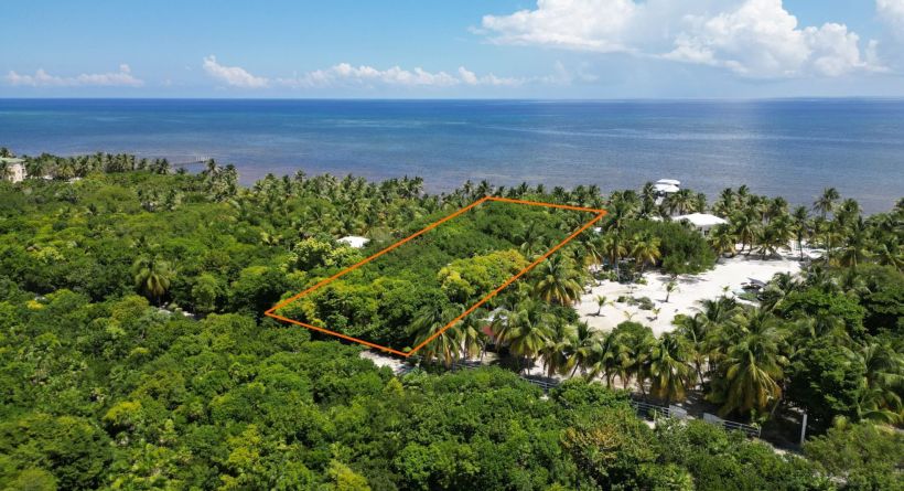 Beachfront Property In Habaneros