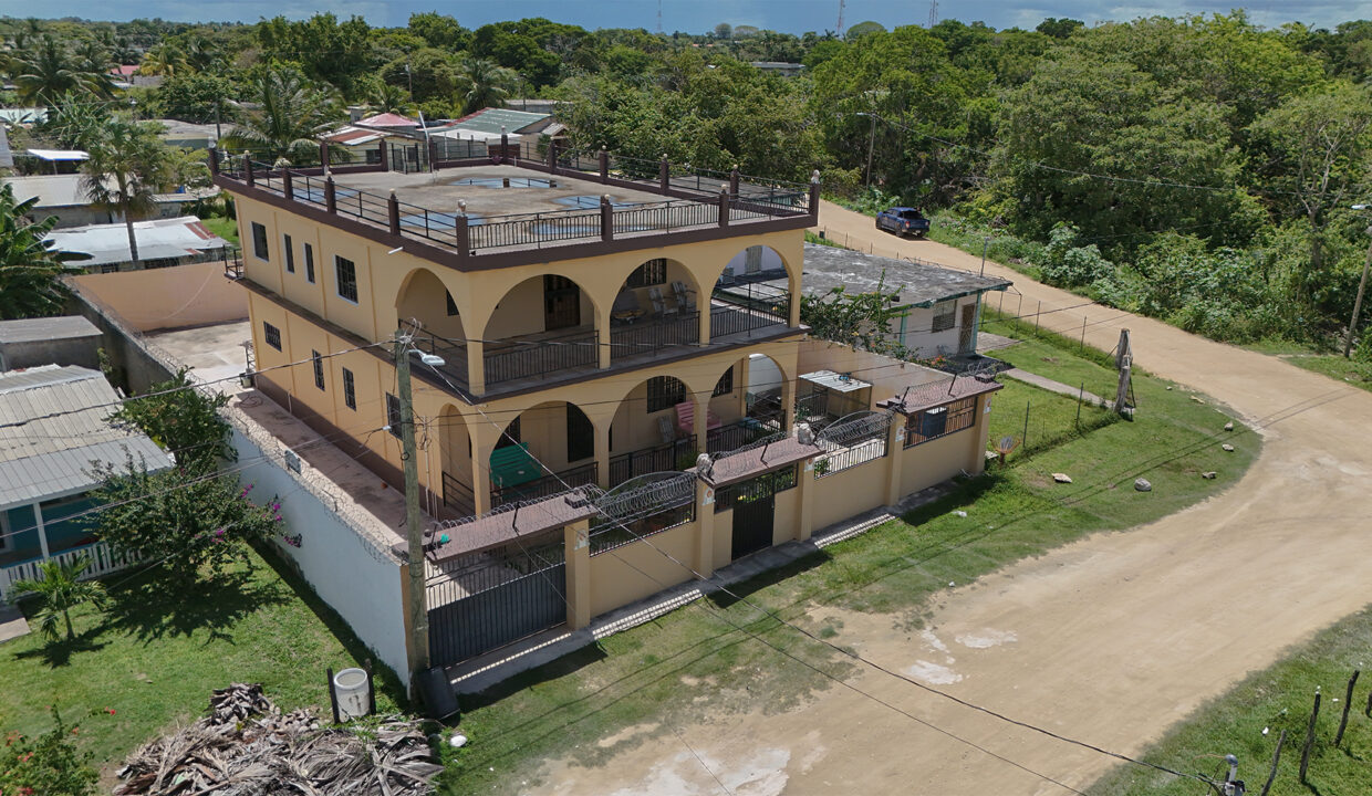 Beautiful Spacious Family Home in Corozal