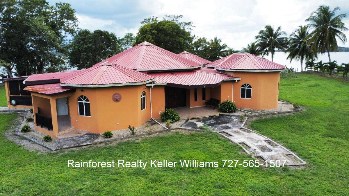 Stunning Property with 2000 Feet Lake Frontage