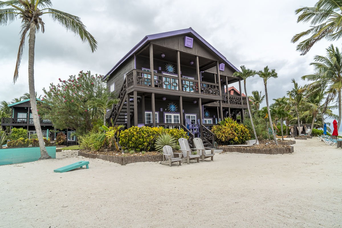 Beachfront Condo with Spectacular Views | X’Tan Ha – Unit 2A