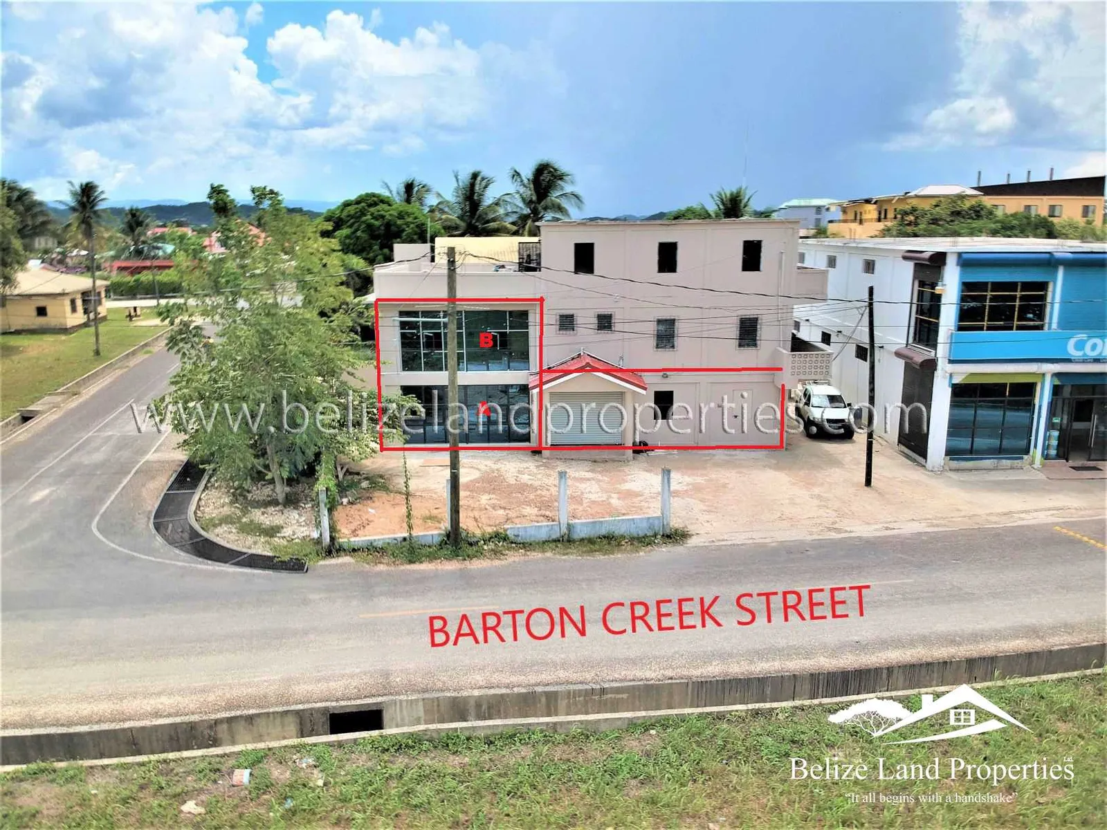 RCY06: CALL FOR AVAILABILITY! OFFICE OR WAREHOUSE COMMERCIAL CORNER PROPERTY FOR RENT IN BELMOPAN CITY, GREAT LOCATION!