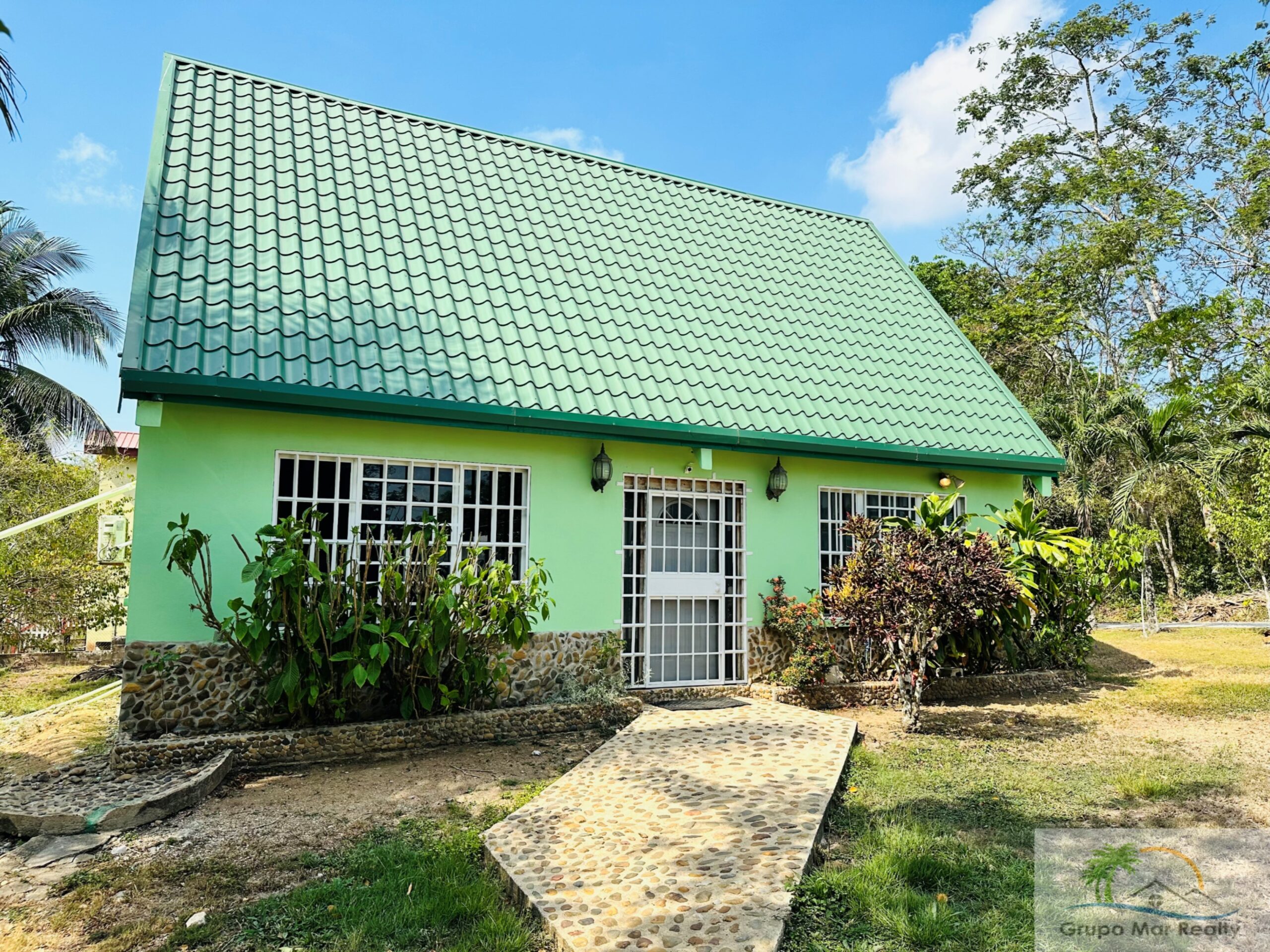 Belize Home with Loft For Rent