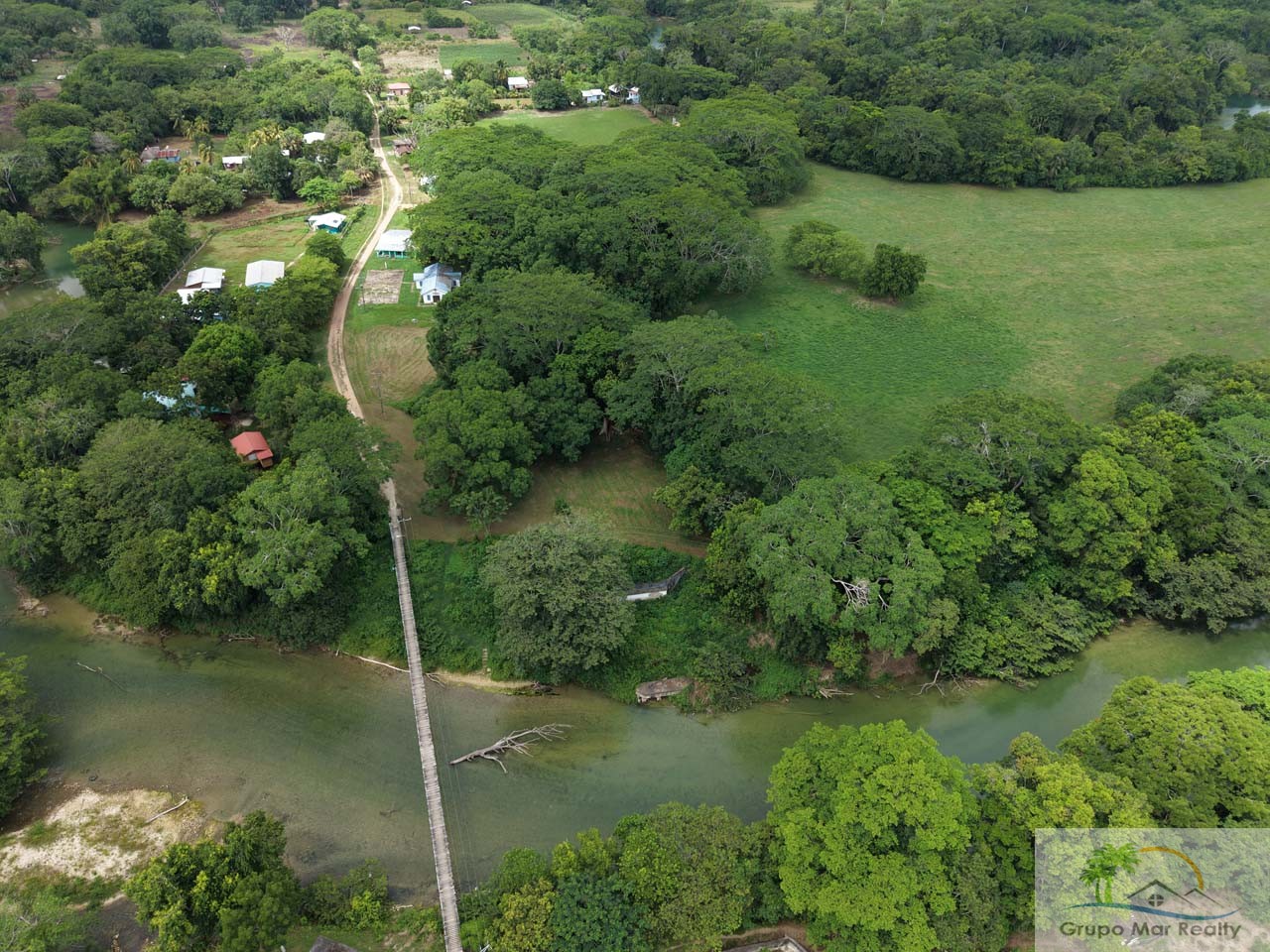 Large Calla Creek Lot on Mopan River
