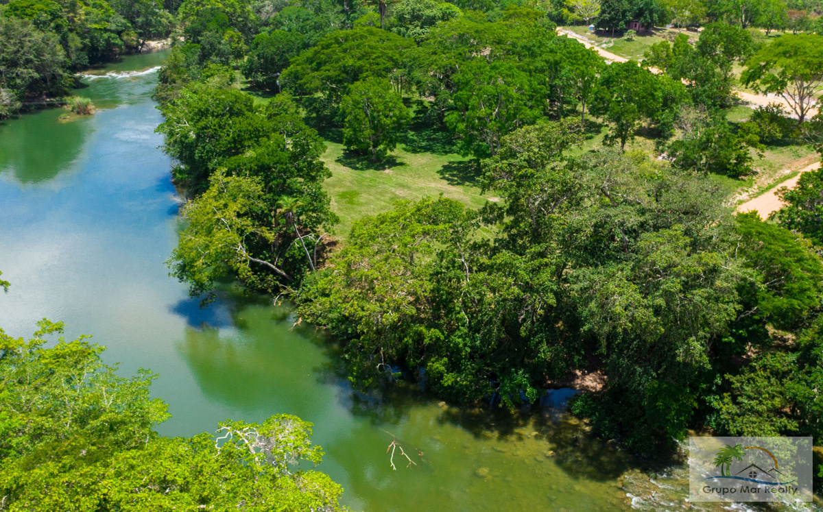Belize Riverfront Land