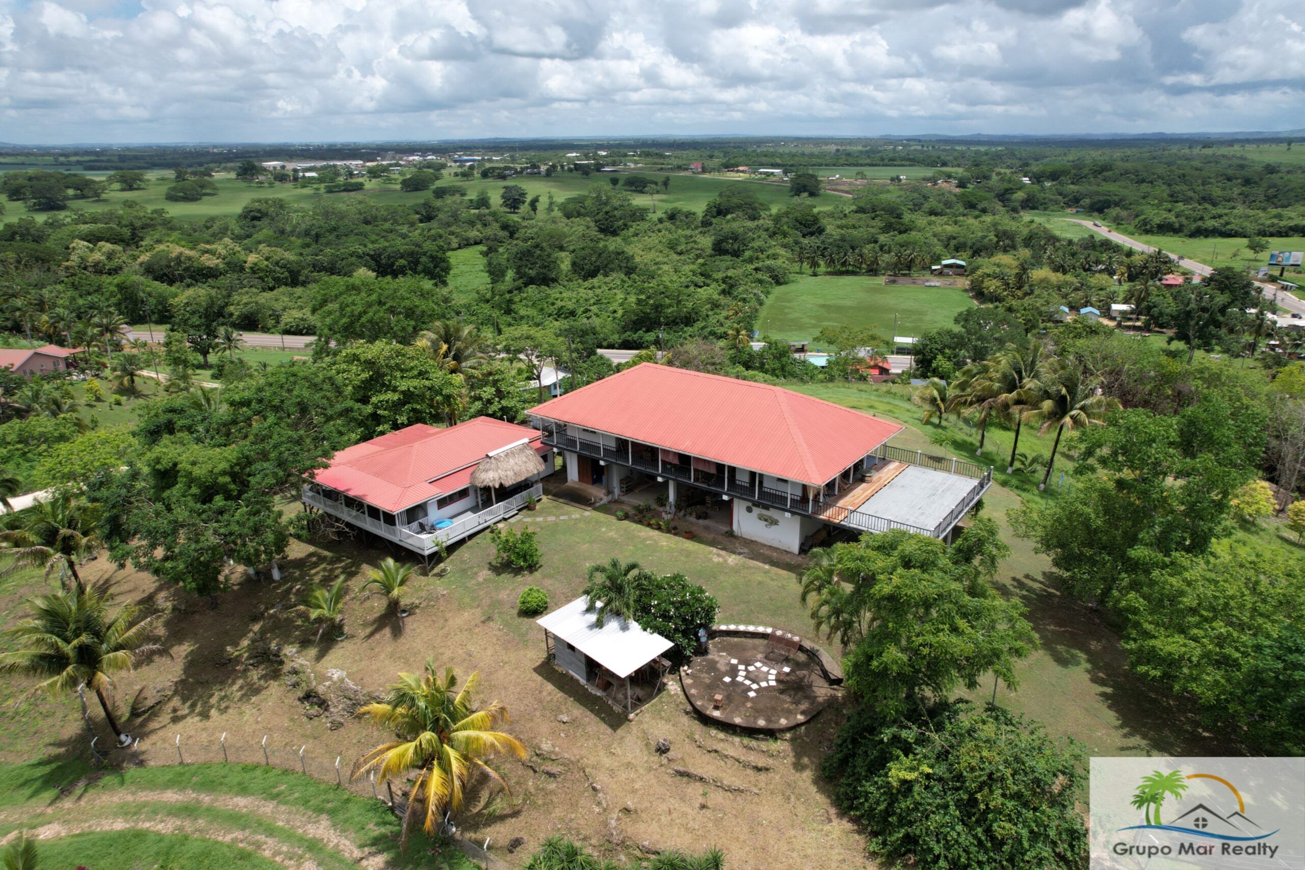 Home & Cabins on 14.6 Acres Hilltop