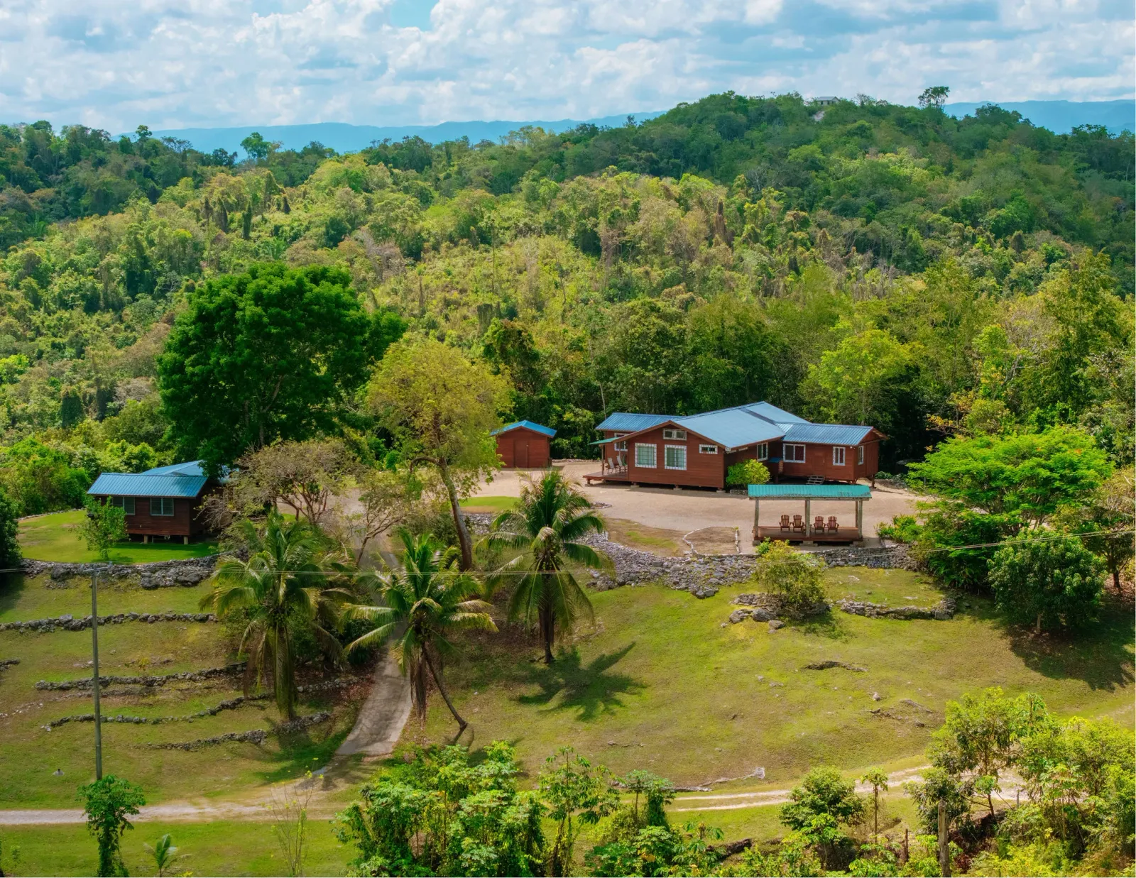 Home with Guest Cottage on 1.4 Acres