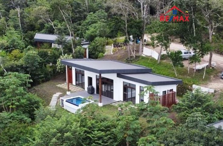 #2507 – 2 BEDROOM HOUSES WITH A VIEW IN A TROPICAL RAINFOREST LOCATION CLOSE TO SAN IGNACIO.
