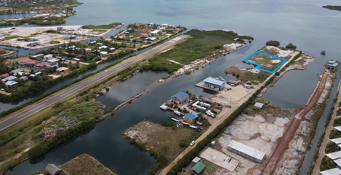 #4500 Prime Marina.81 Acre Waterfront Lot in Harbor Docks Marina, Placencia, Belize, Central America