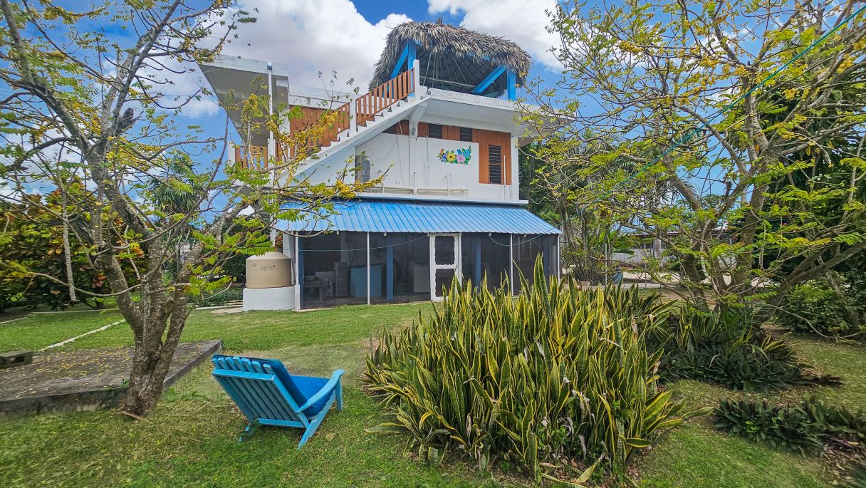 Tropical Living Awaits: Your Turnkey Sanctuary in Sarteneja, Belize