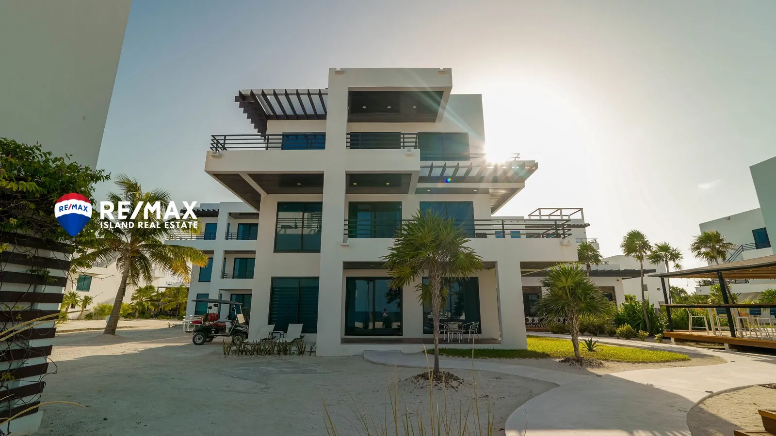 Luxury Condo at Blu Zen Caye Caulker