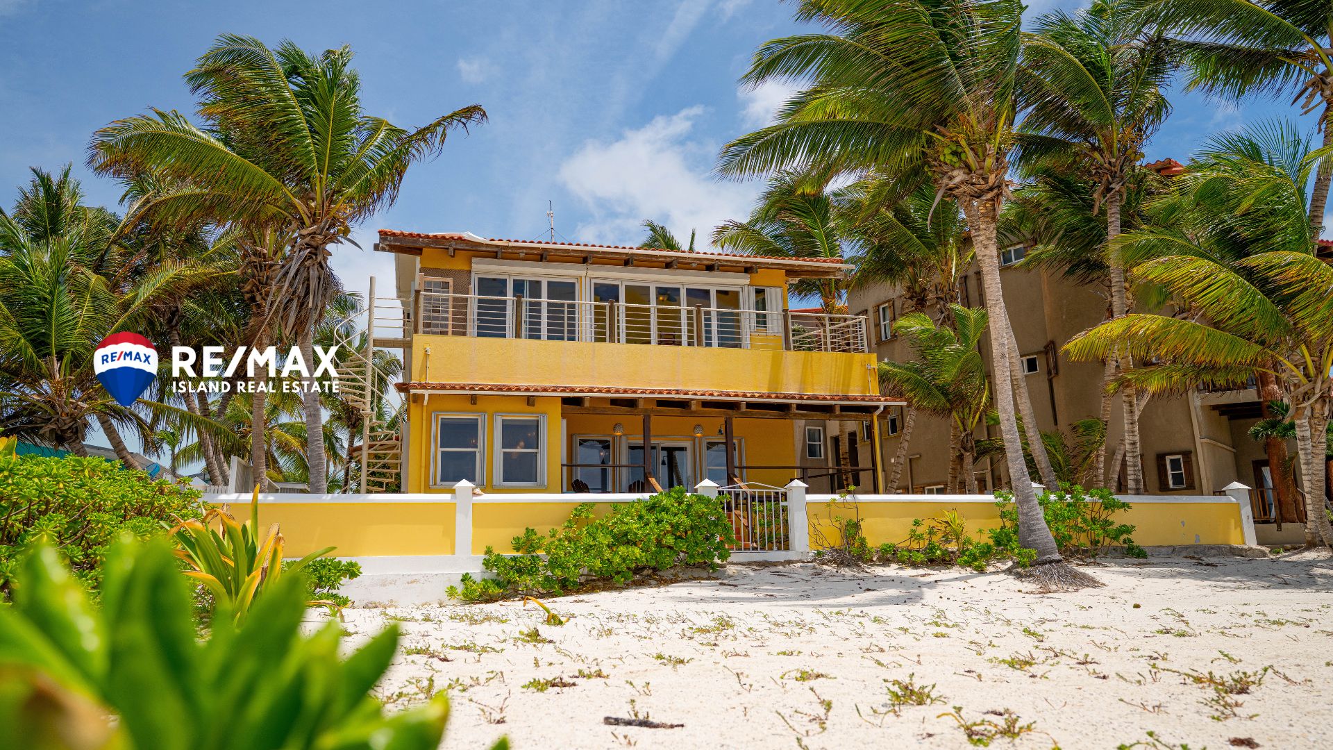Casa De Bonita | Belize Beachfront Home for Sale