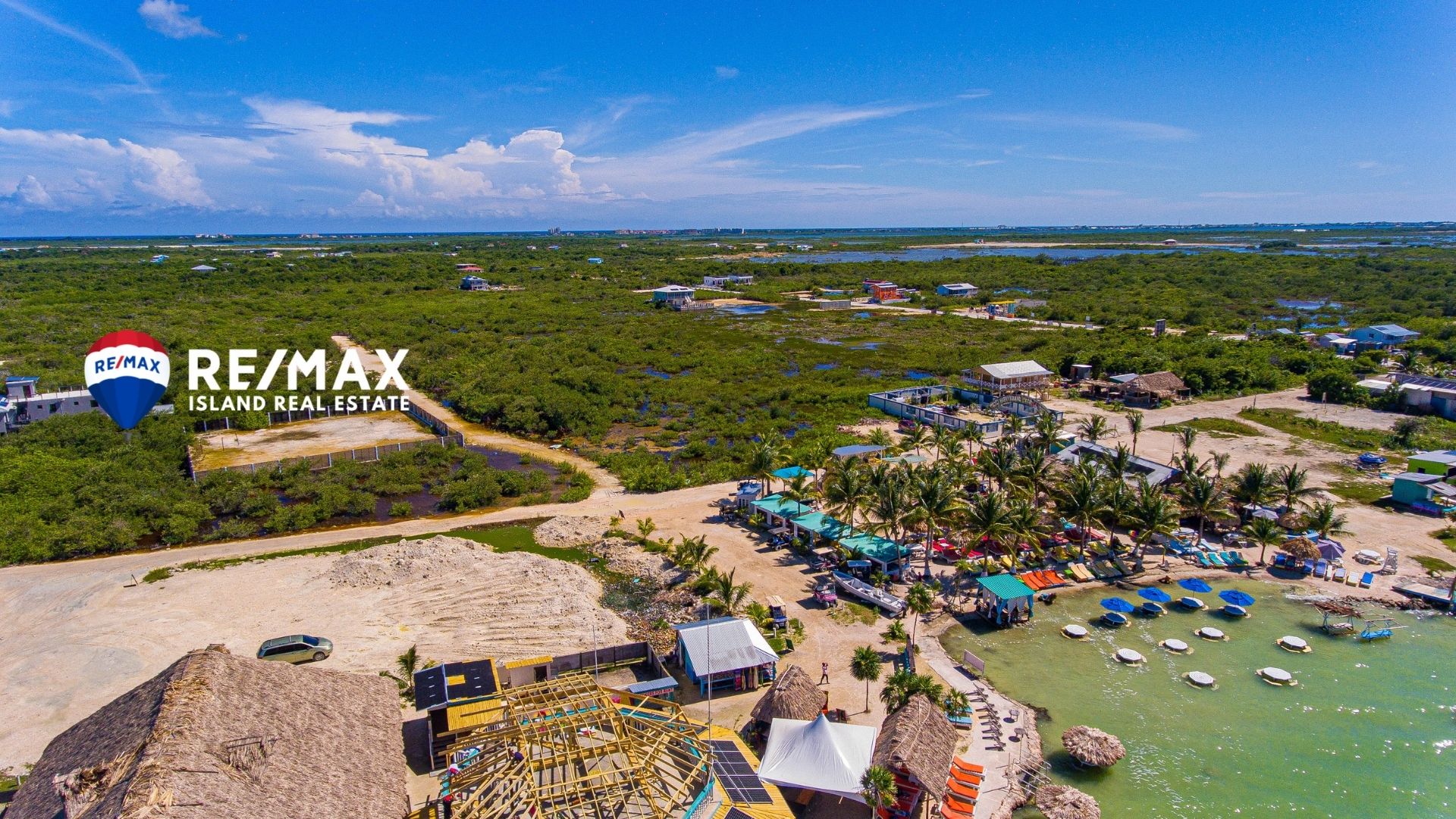 Second-Row Gem at Secret Beach, Ambergris Caye